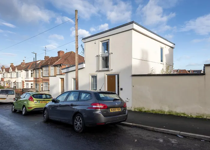 Runswick Road * Bristol