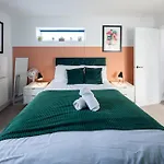 別荘 Runswick Road *