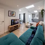 Runswick Road 別荘 *